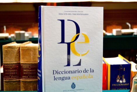 Crudivorismo, turismofobia o loguearse, nuevas palabras del diccionario de la RAE