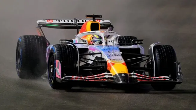 Red Bull mueve fichas: Hadjar sustituye a Tsunoda y Lindblad sube a RB con Lawson