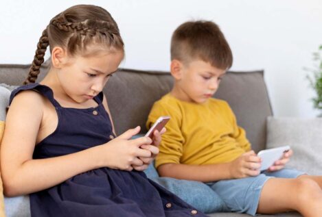 Más depresión y obesidad: la conclusión de la ciencia en preadolescentes con 'smartphone'