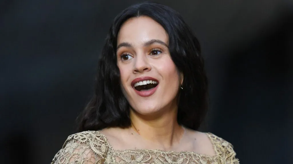 Rosalía, muy criticada por no considerarse «feminista»