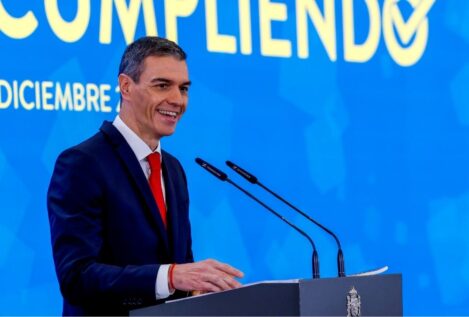 Sánchez se presenta cargado de energía para continuar frente a «mentiras y fango»