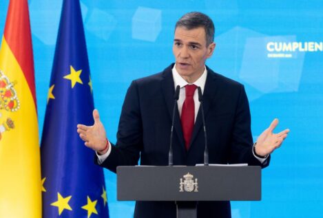 Sánchez descarta cambios en el Gobierno y destaca la «pulcritud» de las cuentas del PSOE