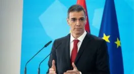 Sánchez califica de «error histórico» que la UE permita coches de combustión tras 2035