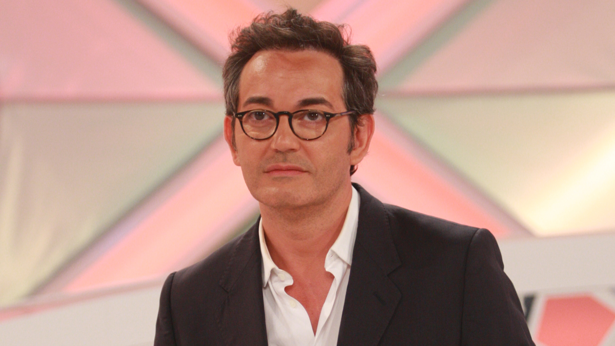 Santi, el hombre tras el éxito de Marc Giró: hermano de Thais Villas y director de televisión