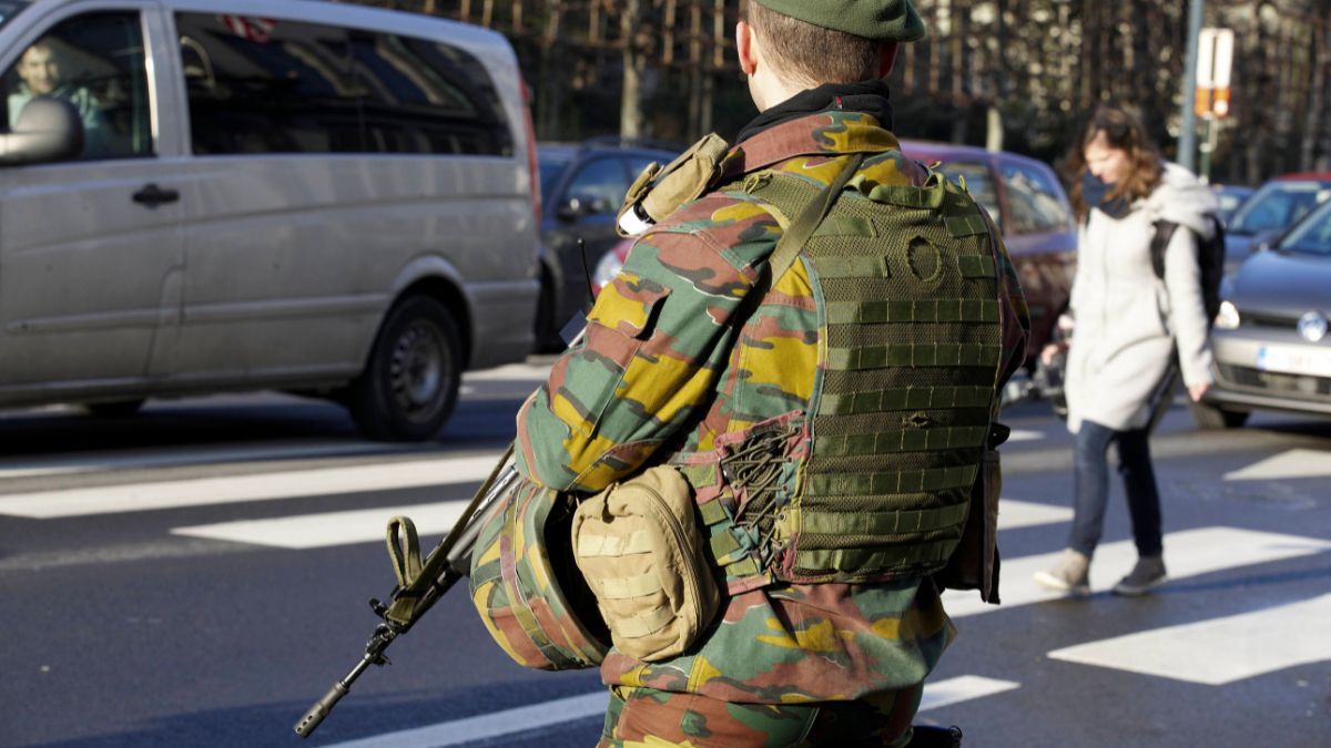 Seguridad y defensa copan una de cada cuatro conversaciones de los europeos sobre la UE