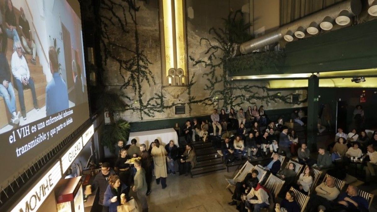 El experimento social ‘the moVIHe’ evidencia el estigma que persiste en torno al VIH