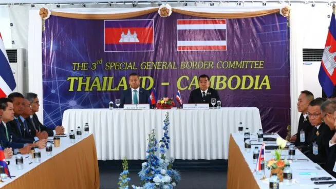 Tailandia y Camboya acuerdan un alto el fuego