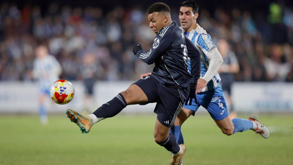 El Real Madrid sufre contra el Talavera de la Reina: Mbappé apunta al récord de Ronaldo