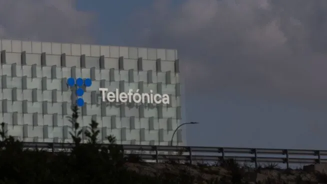 Telefónica inicia el procedimiento para dejar de cotizar en EEUU tras 40 años en Wall Street