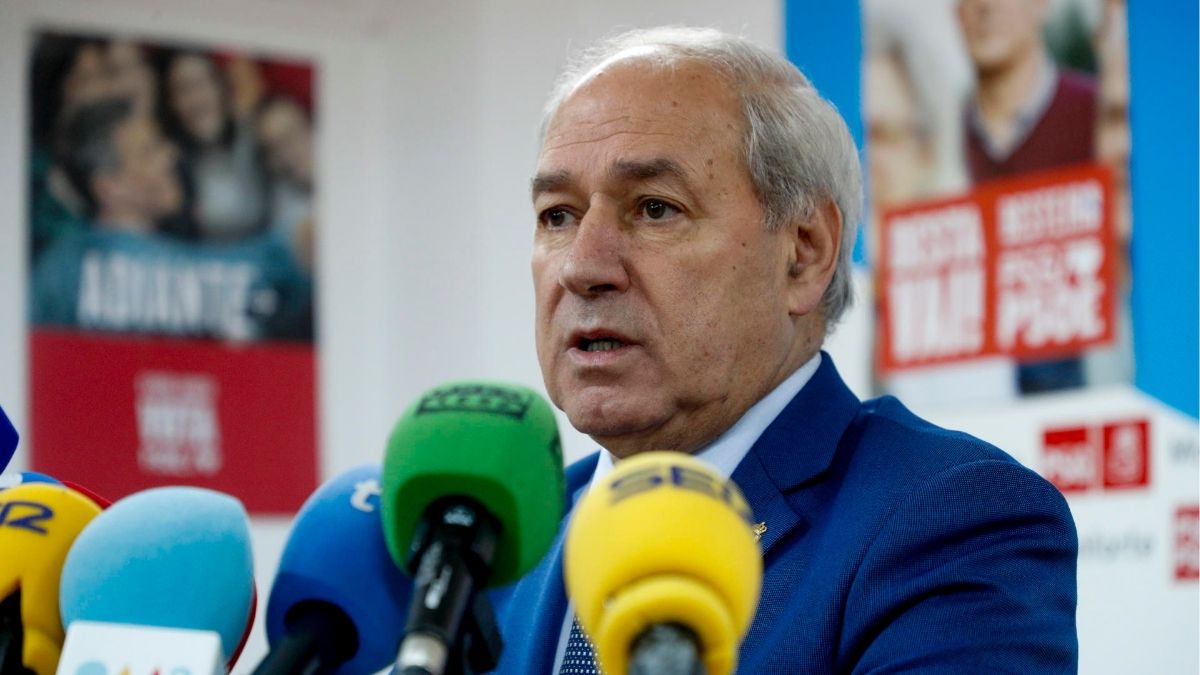 Tomé formaliza su renuncia a presidir la Diputación de Lugo sin entregar su acta