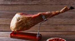 El truco de los chefs para conservar el jamón sin secarse (y no es taparlo con un trapo)