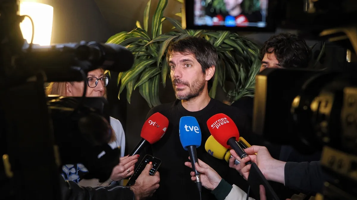 Urtasun confía en reducir el IVA cultural antes de que termine la legislatura