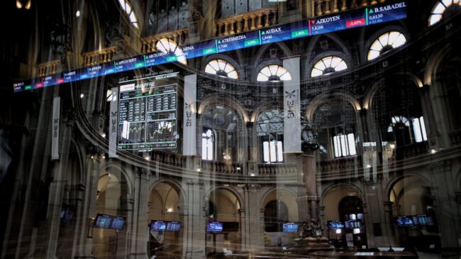 El Ibex 35 cierra 2025 como su mejor ejercicio en 32 años al superar los 17.000 puntos