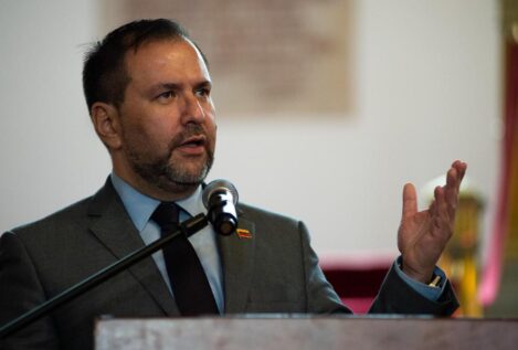 Venezuela asegura que Irán le ha ofrecido apoyo para enfrentar los ataques de EEUU