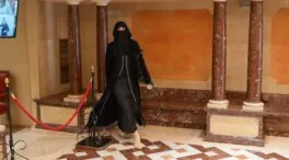 Vox se queda solo intentando que el Parlamento de Murcia rechace el burka y el niqab
