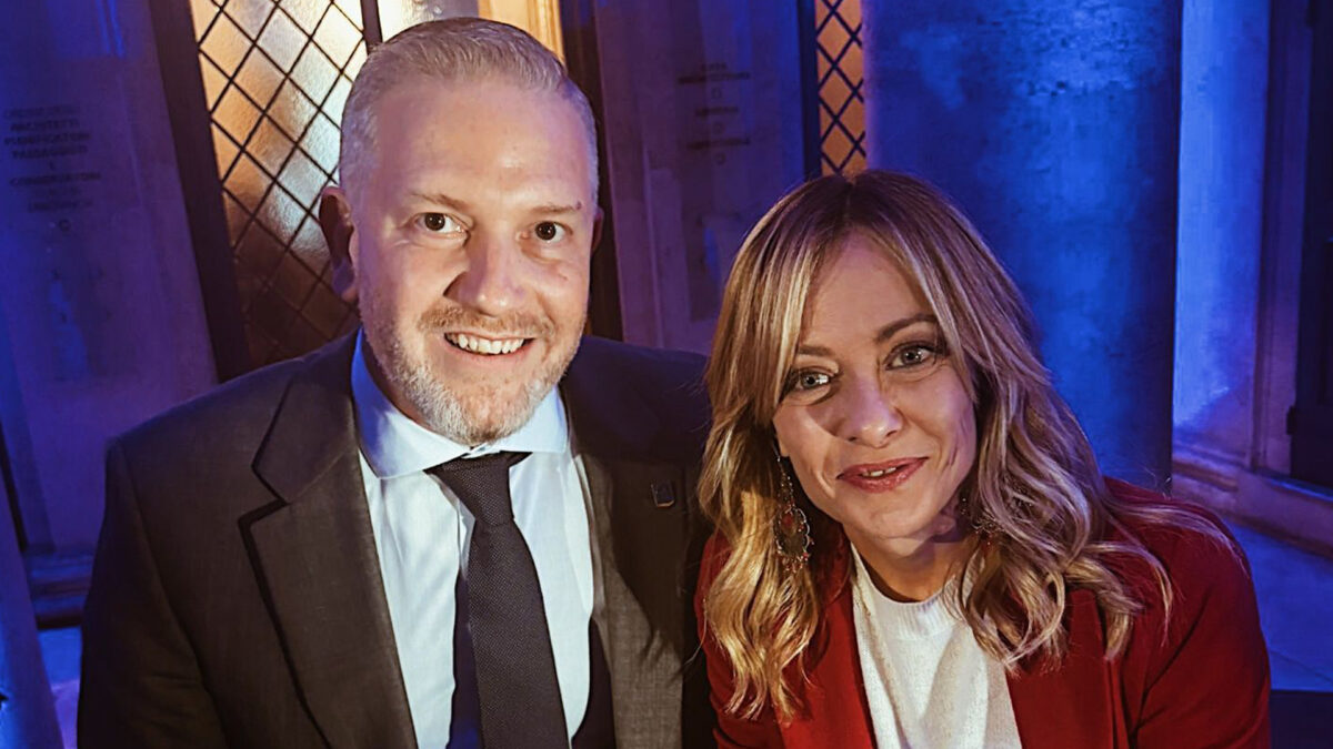 Los ex de Alvise aprovechan el desplante de Vox a Meloni para ser sus aliados españoles