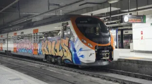 Yolanda Díaz califica de «absolutamente fracasado» el sistema de trenes de Cercanías