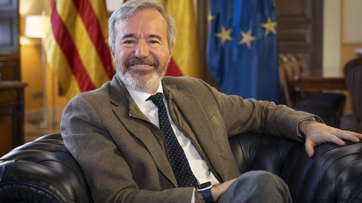 Jorge Azcón: «Pilar Alegría no defiende a los aragoneses, defiende a Pedro Sánchez»