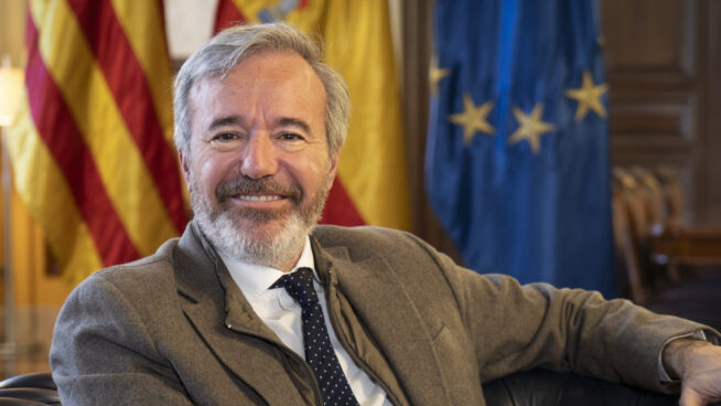 Jorge Azcón: «Pilar Alegría no defiende a los aragoneses, defiende a Pedro Sánchez»