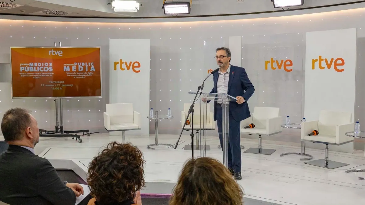 El secretario general de RTVE: la difusión de ‘fake news’ está «relativizando la verdad»