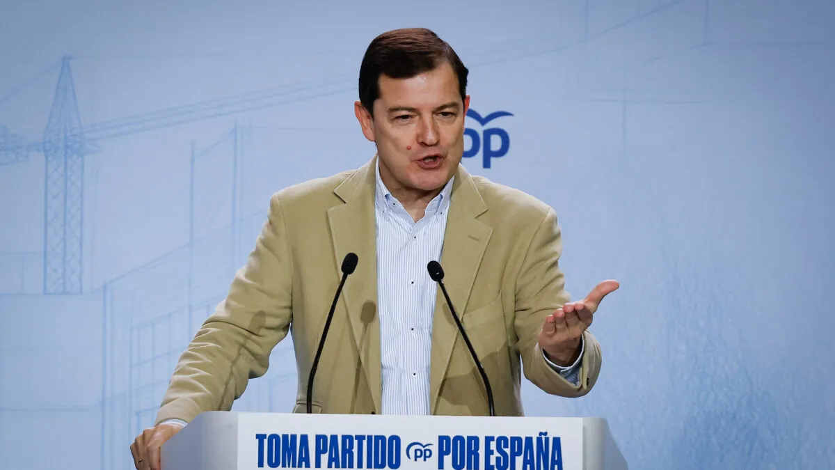 Mañueco, al límite para convocar elecciones en Castilla y León y que se celebren en marzo