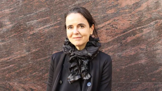 Amélie Nothomb estrella su estupenda rareza contra el frío