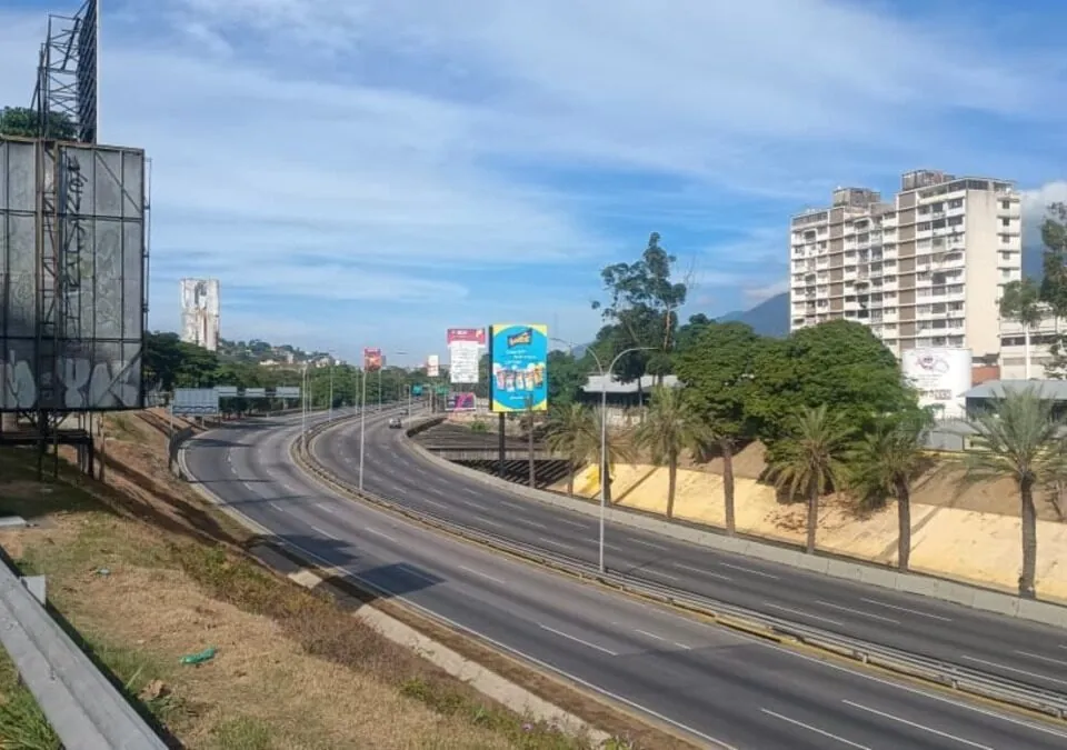 Ni caos ni violencia: tranquilidad en las calles de Caracas en el día sin Maduro, en imágenes