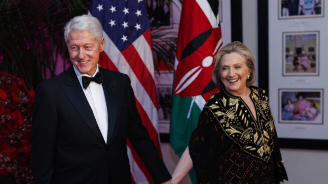 Los Clinton se niegan a declarar ante una comisión que investiga sus lazos con Epstein