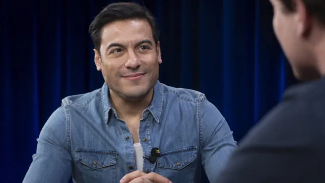 VÍDEO | Carlos Rivera: «Hacer música de amor hoy es un acto de rebeldía» | EL PURGATORIO