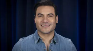 Carlos Rivera: «Hacer música de amor hoy es un acto de rebeldía»