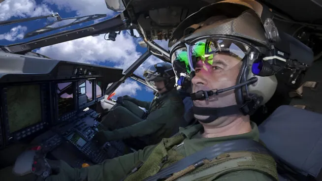 El nuevo casco de los pilotos del helicóptero NH90 les permitirá volar a ciegas