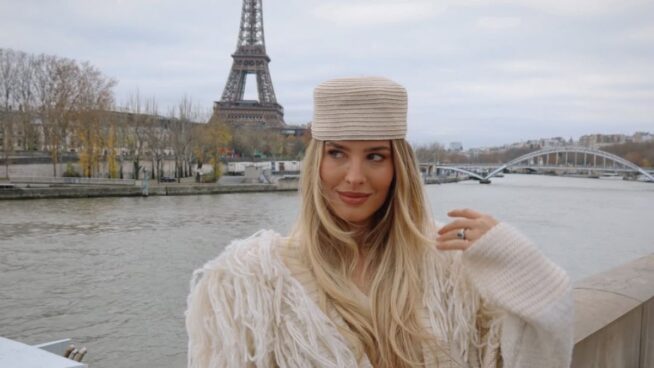 Soy asesora de imagen, y este abrigo de marca española en rebajas te salvará el look como invitada de boda de invierno