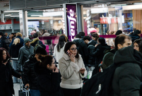 Renfe prepara un plan de transporte alternativo para viajeros con urgencia tras el accidente