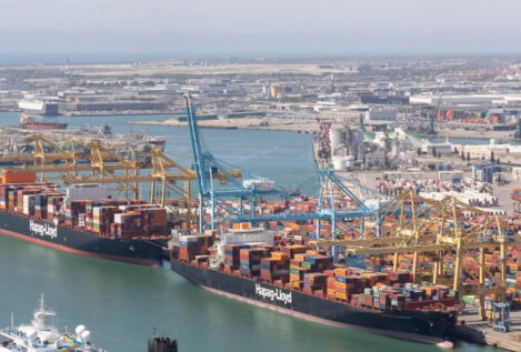 Las exportaciones industriales bajaron un 1,4% en diciembre y las importaciones un 4%