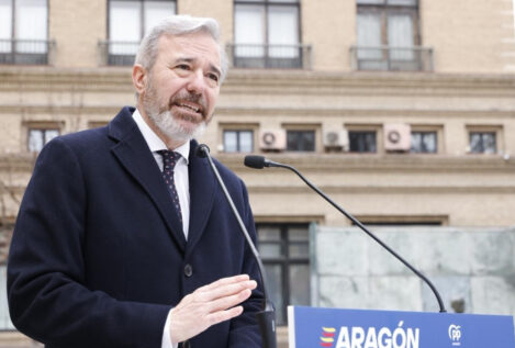 Azcón ve inadmisible que se mantengan los precios del AVE y reclama la dimisión de Puente