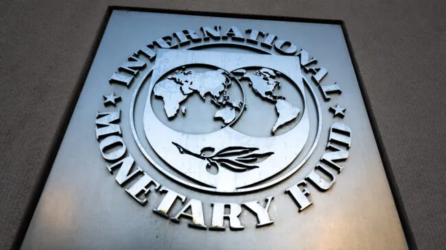 El FMI rebaja al 2,1% el crecimiento del PIB de España por el impacto de la guerra de Irán