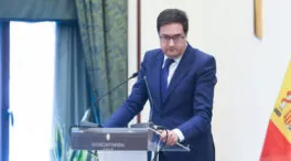 El ministro Óscar López afirma que Puente «está siendo un ejemplo de cómo se da la cara»