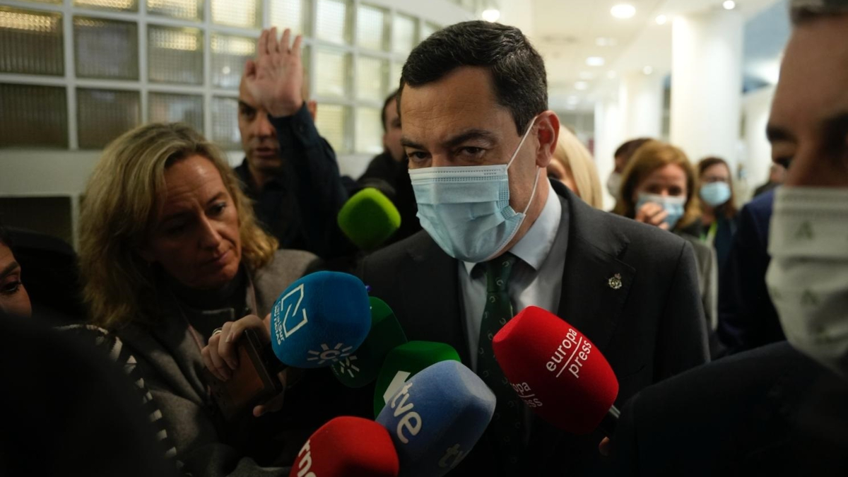 Moreno destaca el «comportamiento ejemplar» de los asistentes al funeral por las víctimas