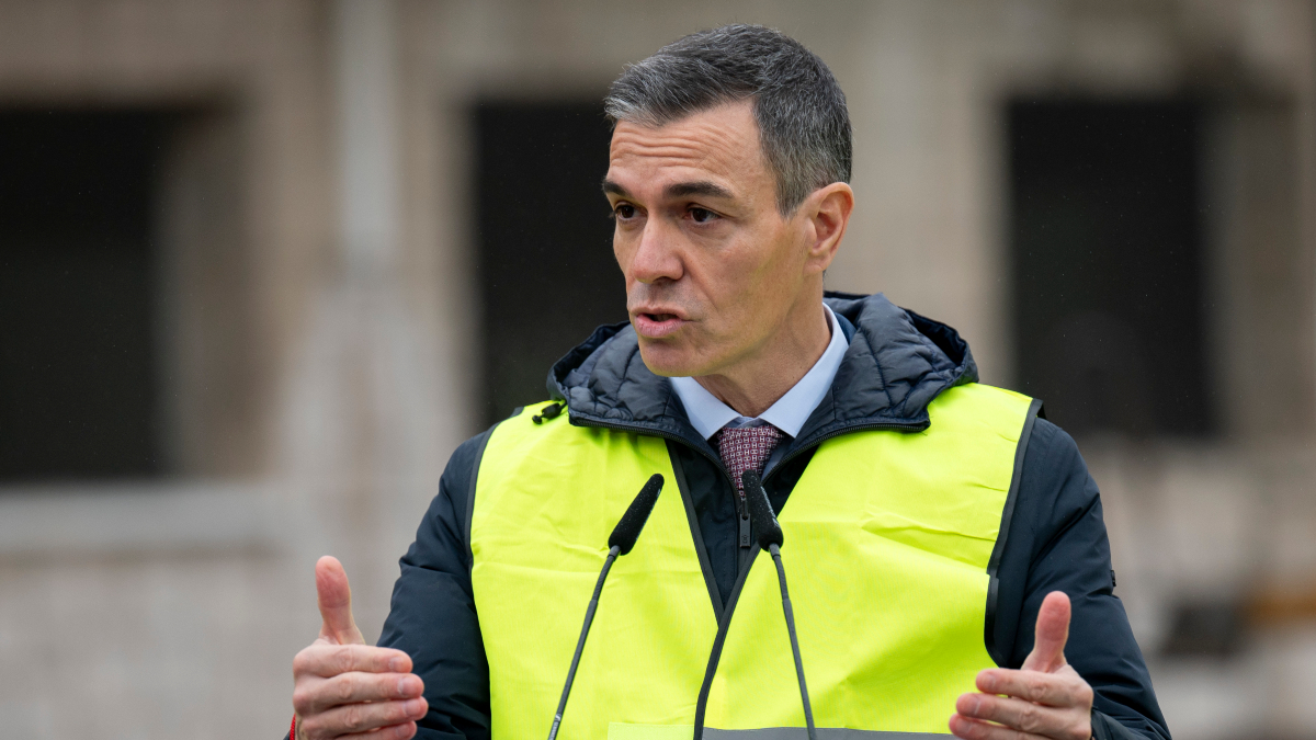 Sánchez anuncia incentivos fiscales a los propietarios que congelen el precio del alquiler