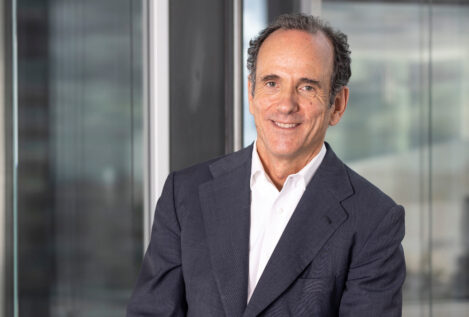 Emilio Botín incorpora a sus hijos a un 'holding' que participa en Banco Santander