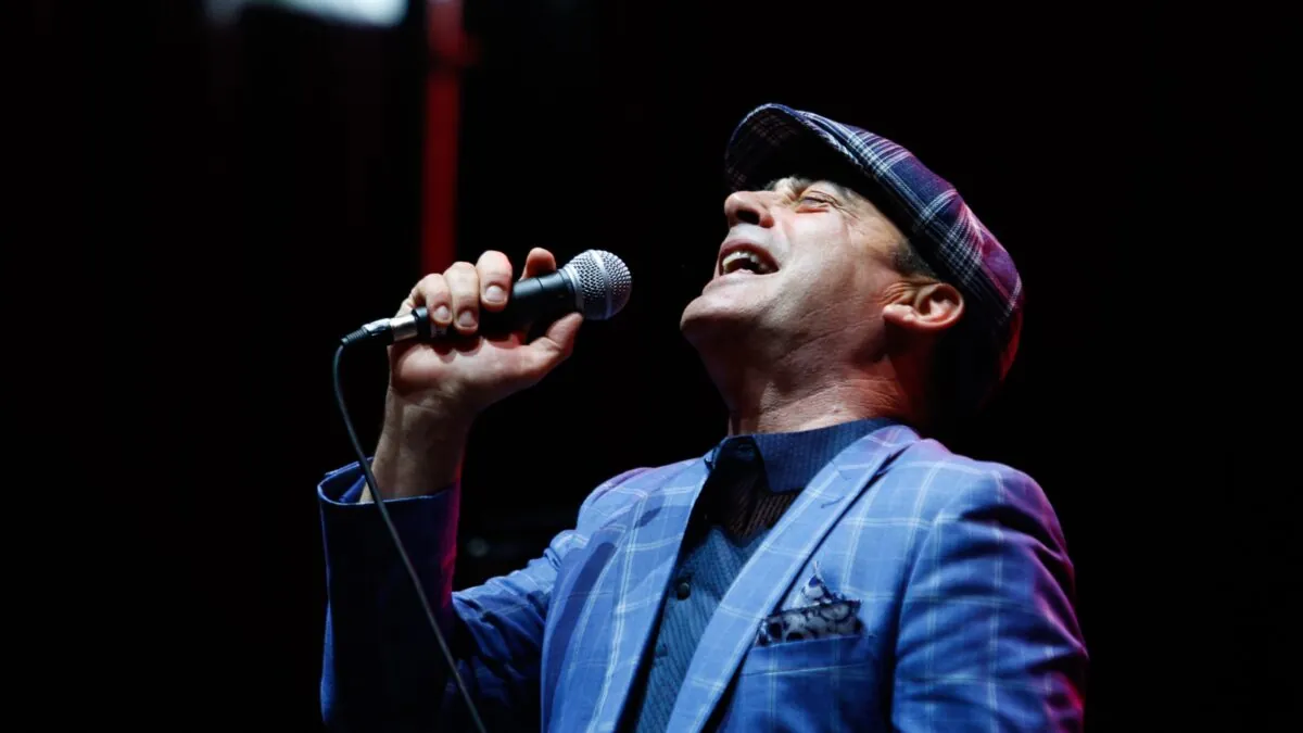 Zenet: «Antes evocaba los géneros, ahora me he metido de cabeza»