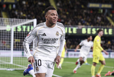 El Real Madrid supera a un Villarreal sin pegada