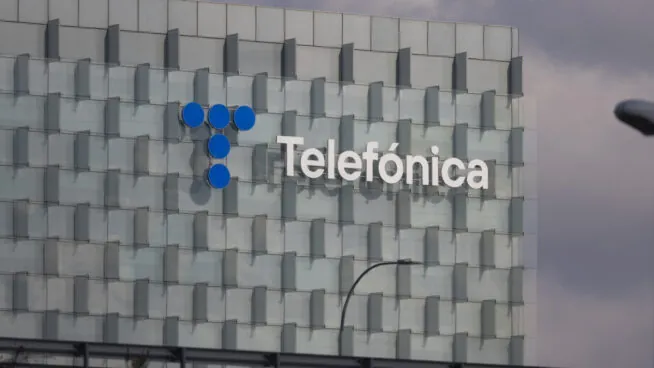 Telefónica ofrecerá ChatGPT Plus gratis a los clientes de Movistar durante seis meses