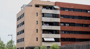 El miedo a una subida de tipos y la falta de oferta disparan la compra de vivienda sin visita previa