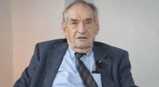 Gabriel Tortella: «España crece porque crece la población. En renta per cápita no va tan bien» | EL PODCAST DE EL LIBERAL