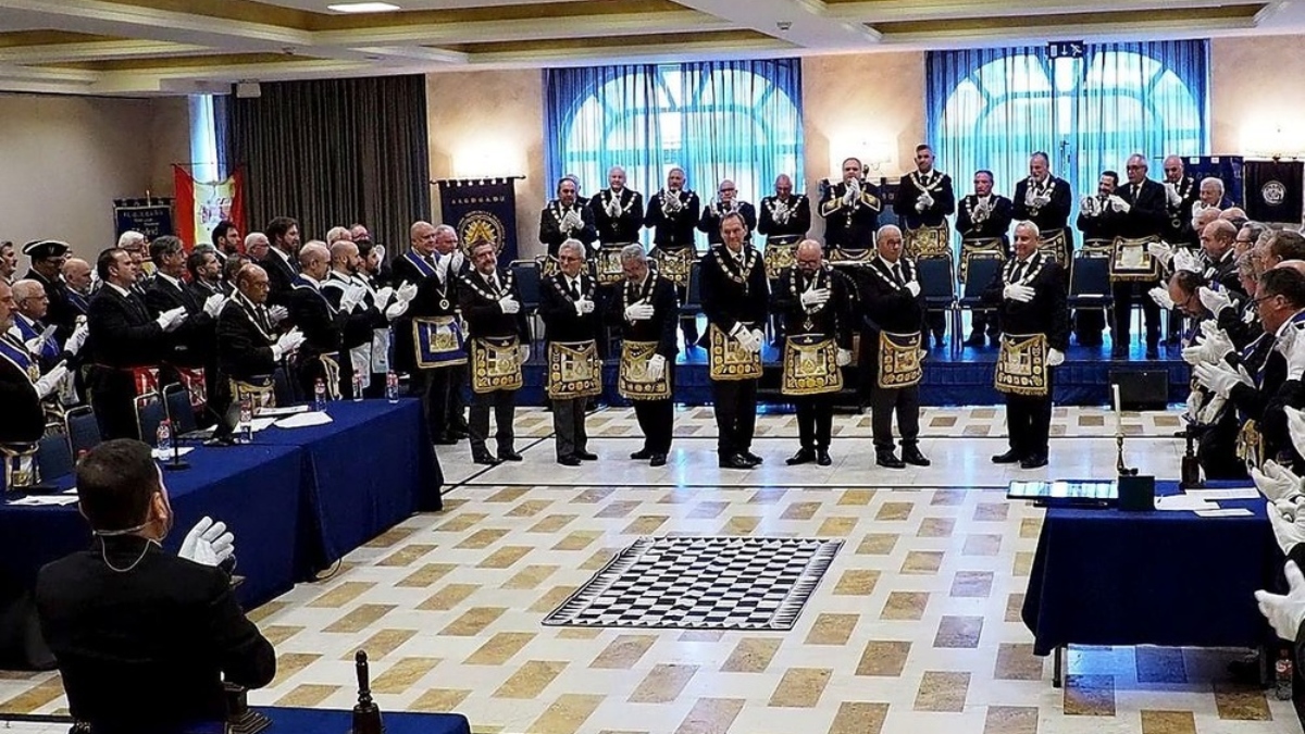 Polémica en la principal logia masónica por el voto telemático para elegir a su nuevo líder