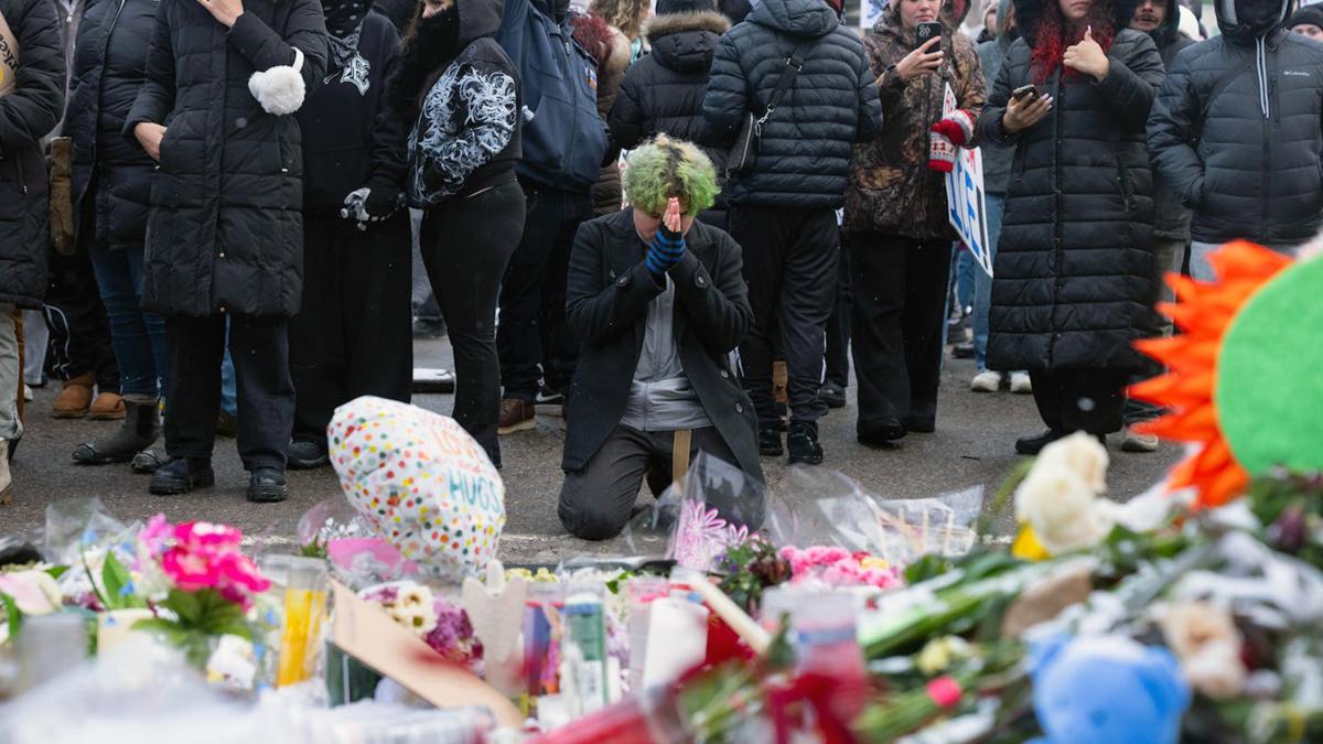 La Fiscalía de EEUU no investigará al agente que mató a una mujer en Mineápolis