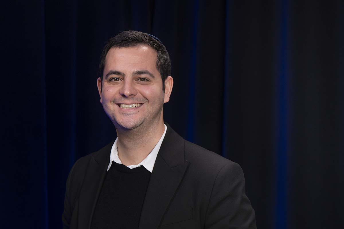 VIDEO | Entrevista a Juan Caldés: «España es el primer país de la UE que ha institucionalizado el antisemitismo»