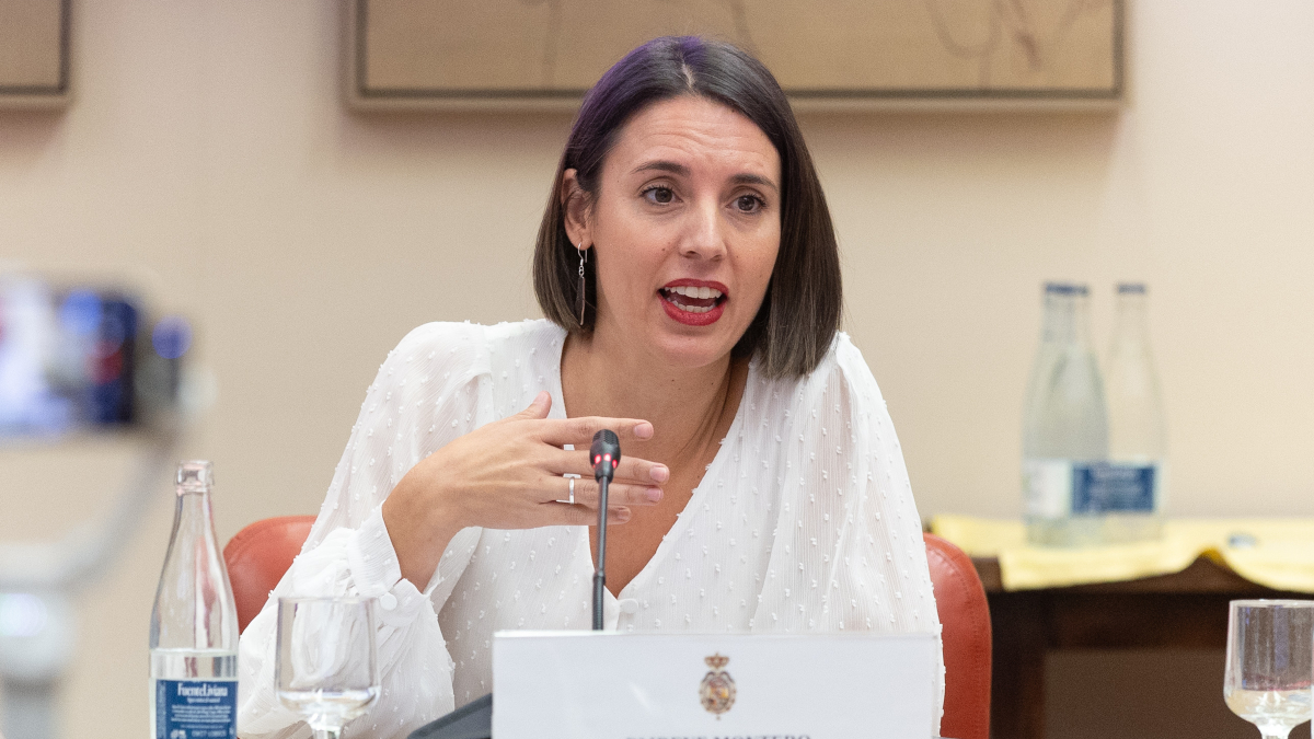 Montero pide aislar a Trump: «La hipocresía de PSOE y Sumar nos pone en peligro»