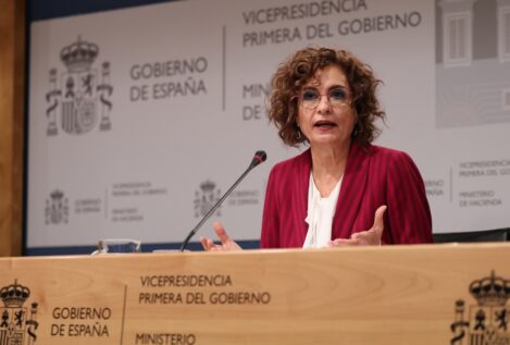 Montero dice que la financiación garantiza la ordinalidad a Cataluña pero no a otras regiones